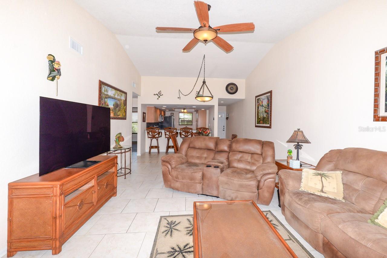 335 COLDEWAY DR #F21, PUNTA GORDA, FL — photo 12