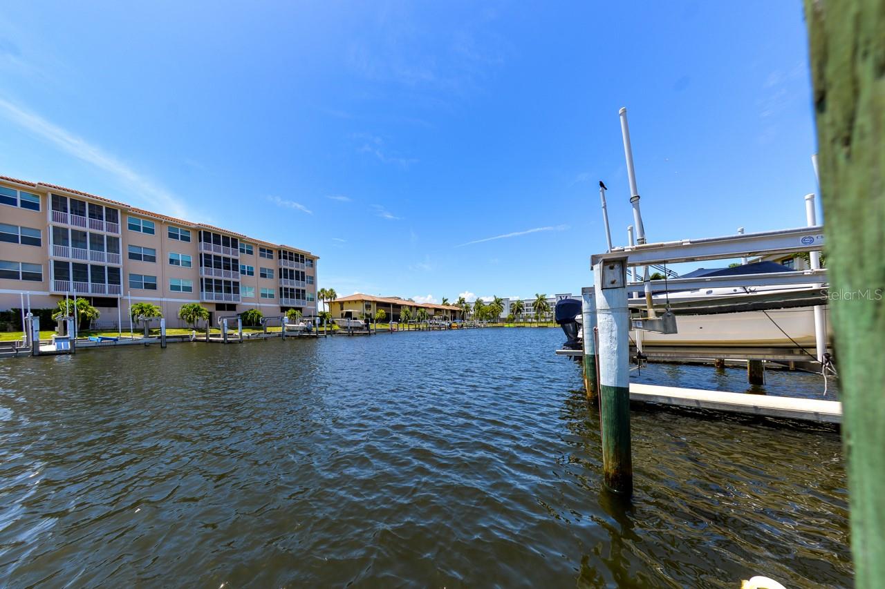 335 COLDEWAY DR #F21, PUNTA GORDA, FL — photo 39