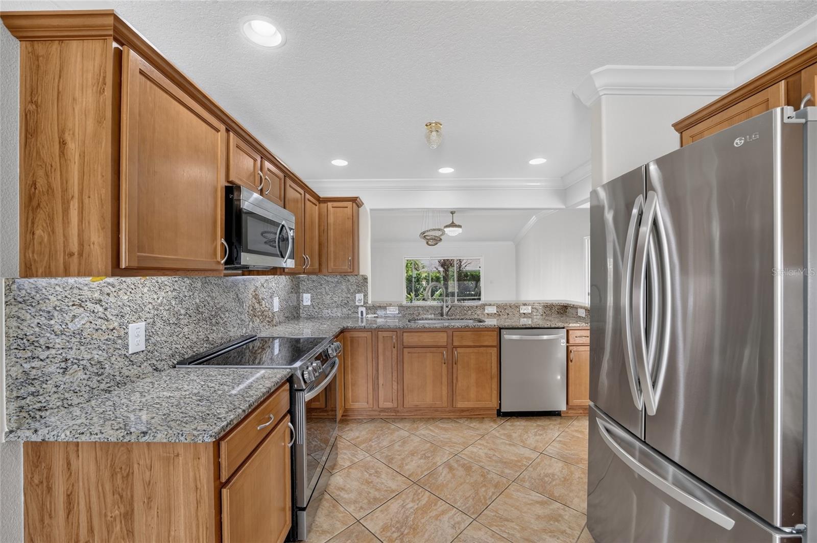 726 BRADFORD LOOP, THE VILLAGES, FL — photo 16