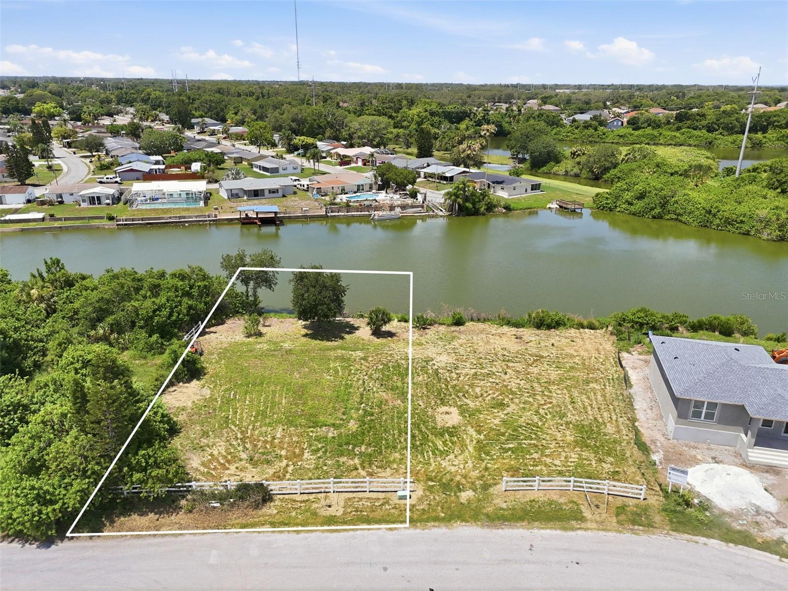 1503 JACKSON DR, HOLIDAY, FL