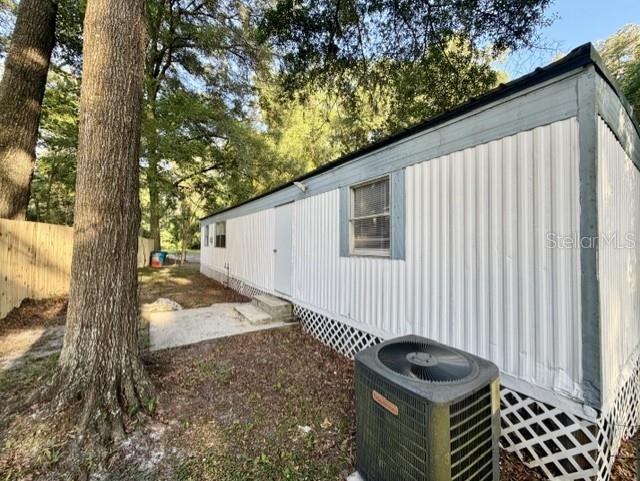 18400 NW 233RD TER, HIGH SPRINGS, FL — photo 4