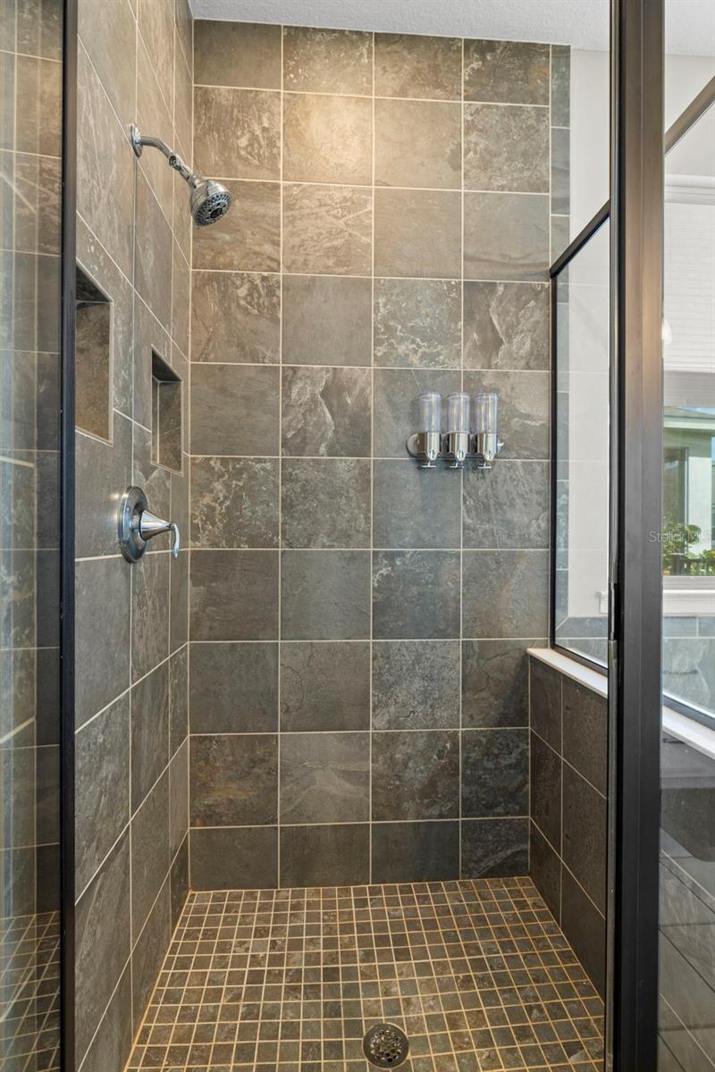 5213 HORIZON CV, BRADENTON, FL — photo 20