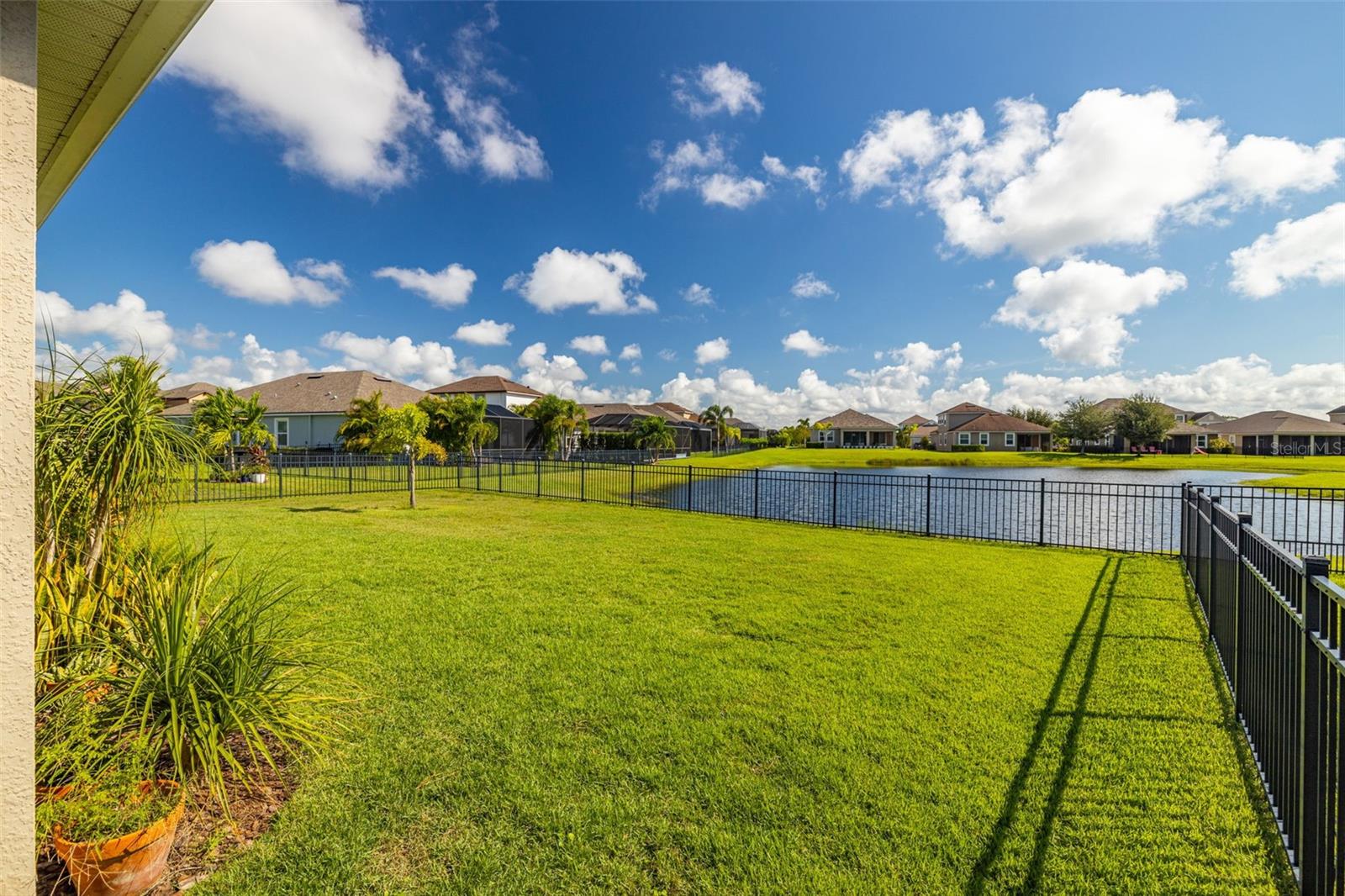 5213 HORIZON CV, BRADENTON, FL — photo 28