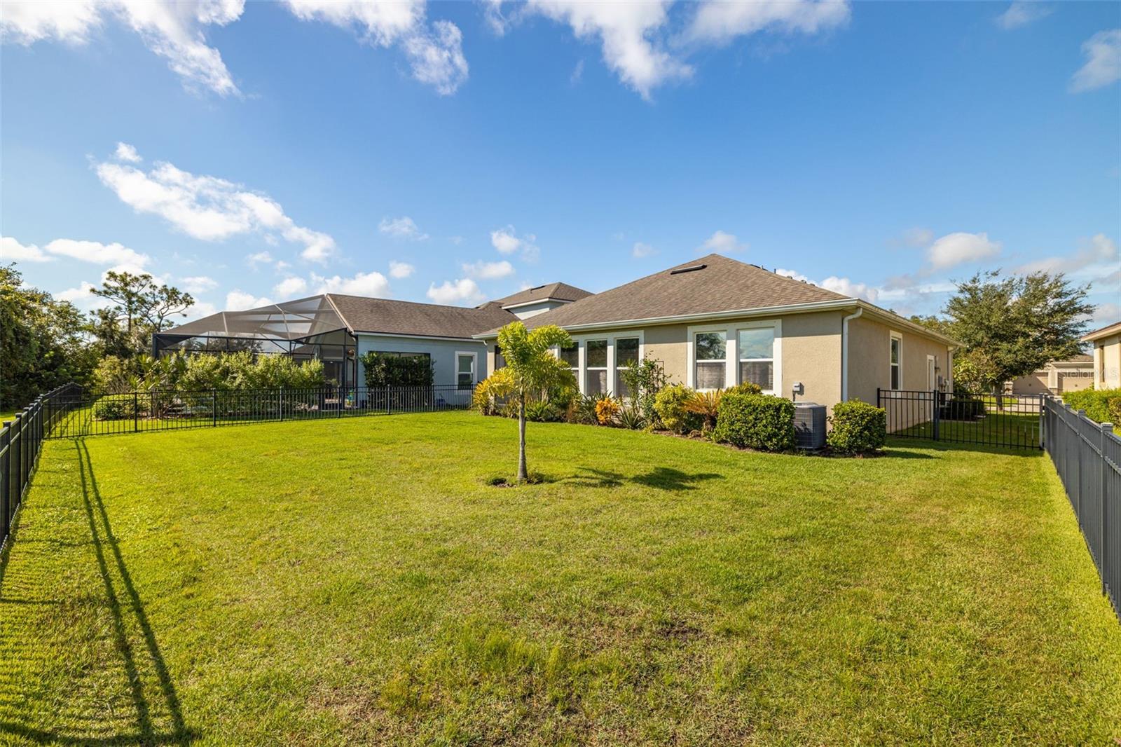 5213 HORIZON CV, BRADENTON, FL — photo 31