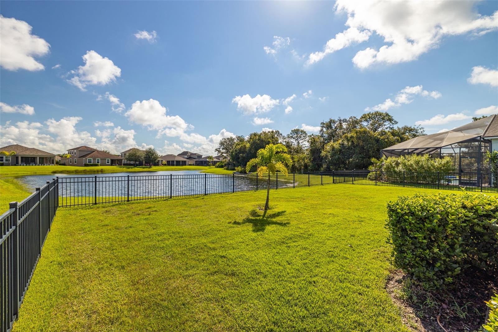 5213 HORIZON CV, BRADENTON, FL — photo 32