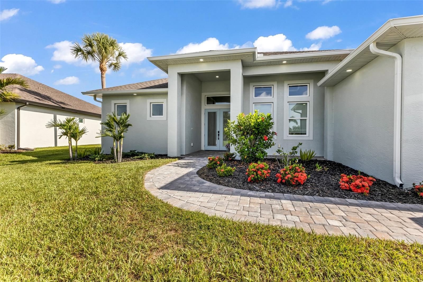 22 SPORTSMAN CIR, ROTONDA WEST, FL — photo 4