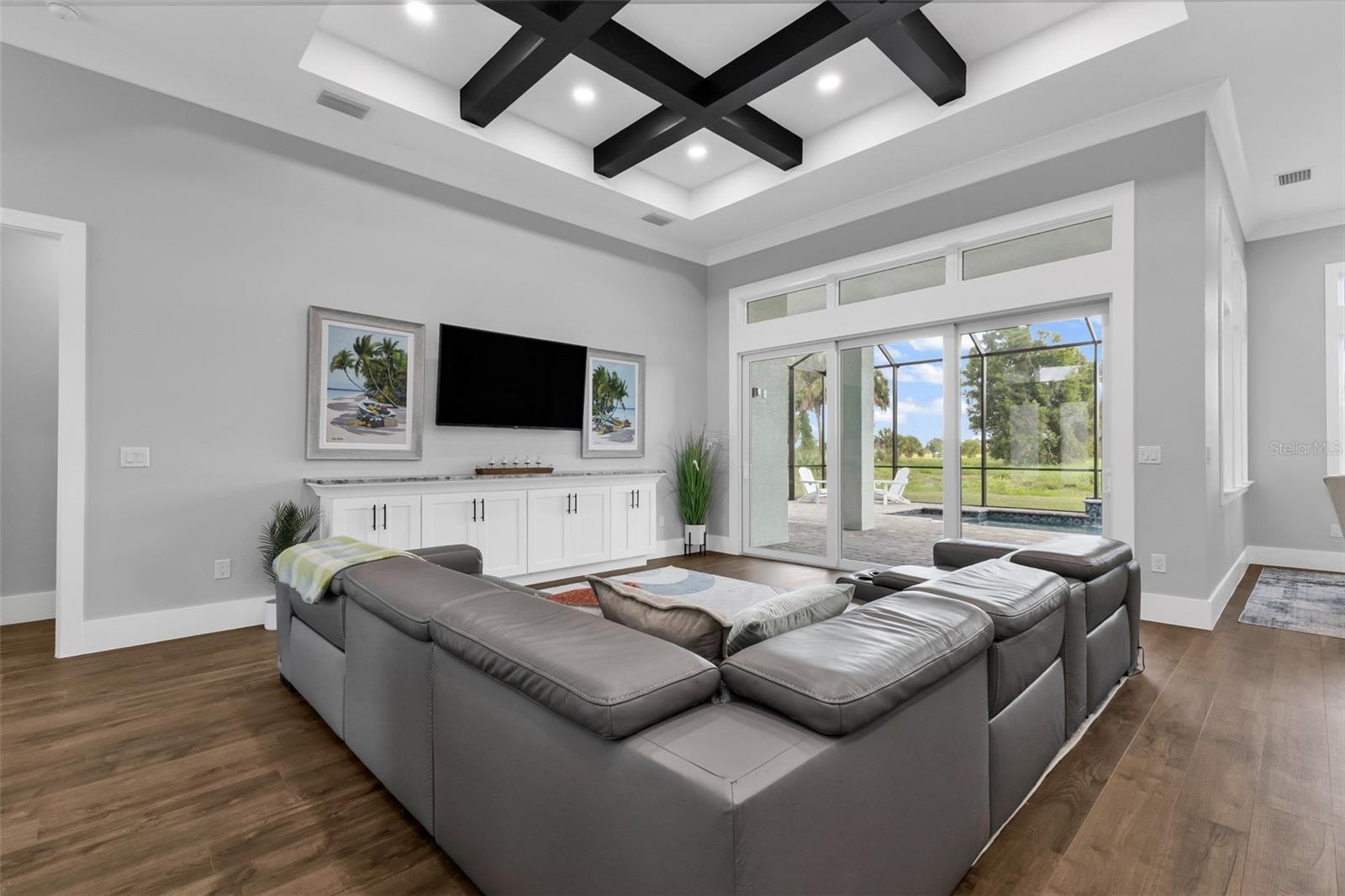 22 SPORTSMAN CIR, ROTONDA WEST, FL — photo 12