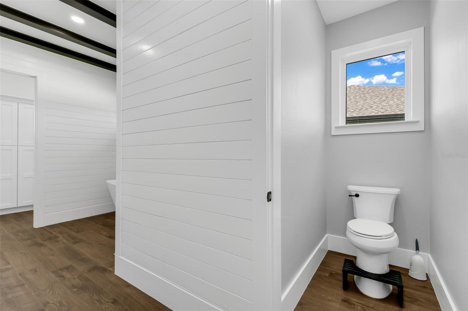 22 SPORTSMAN CIR, ROTONDA WEST, FL — photo 39