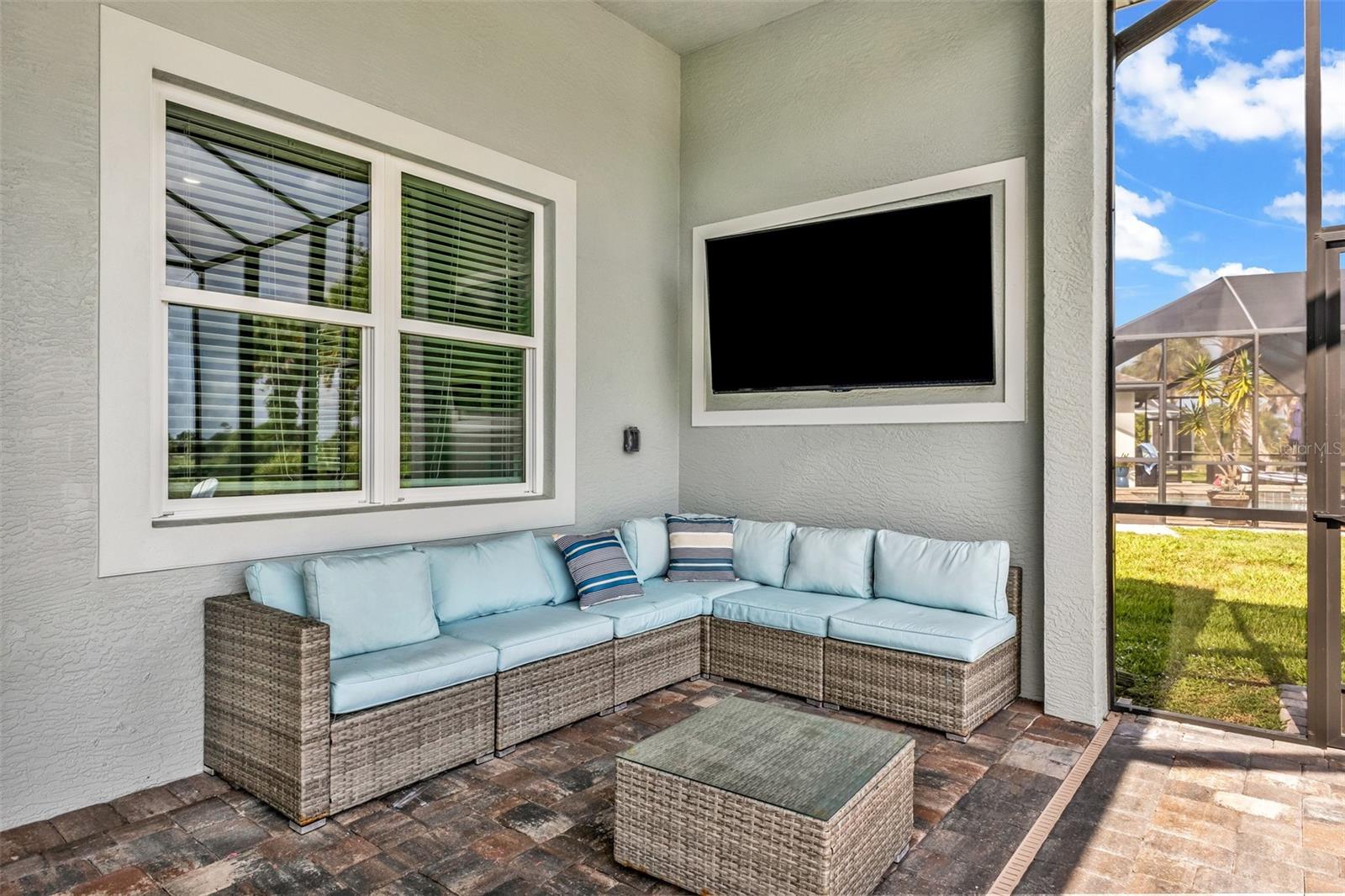 22 SPORTSMAN CIR, ROTONDA WEST, FL — photo 59