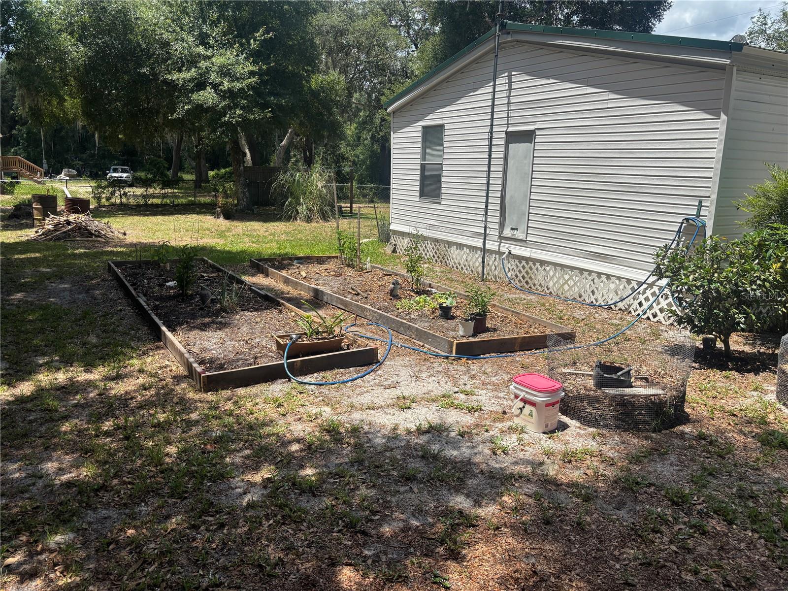 2695 NE 147TH CT, SILVER SPRINGS, FL — photo 6