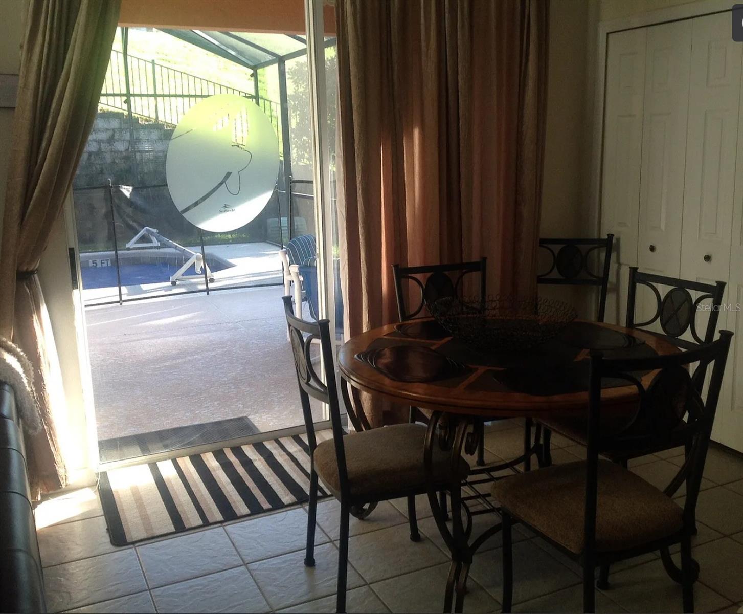8646 LA ISLA DR, KISSIMMEE, FL — photo 4