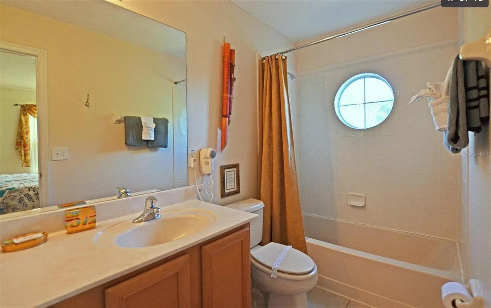 8646 LA ISLA DR, KISSIMMEE, FL — photo 11