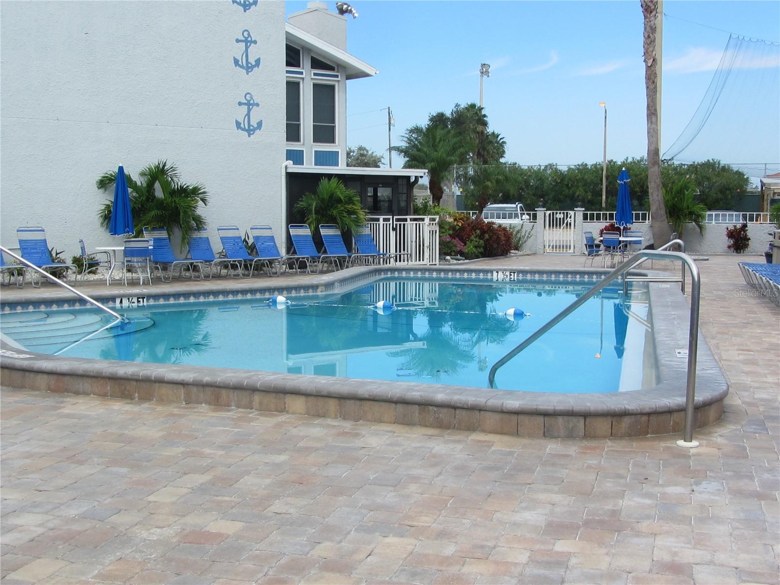 171 MEDALLION BLVD #B, MADEIRA BEACH, FL — photo 5