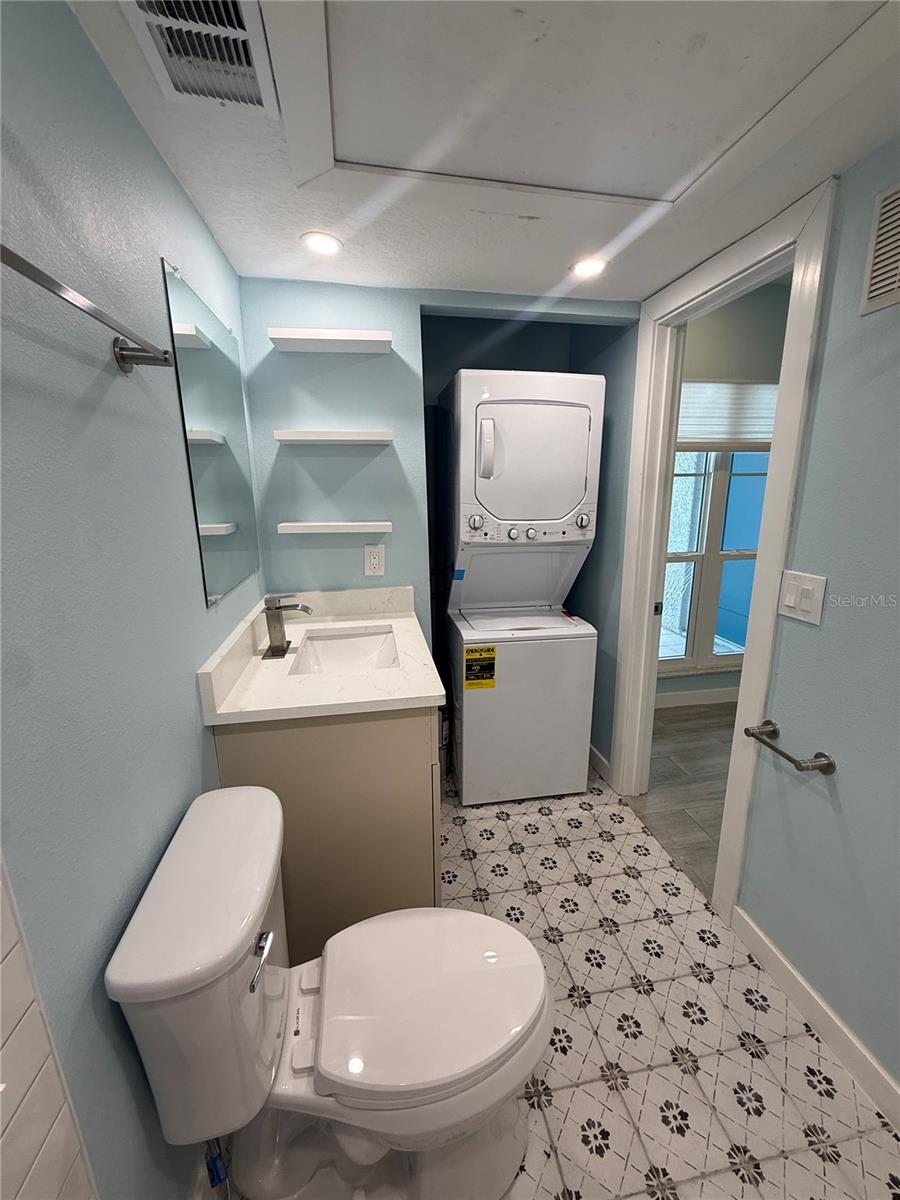 171 MEDALLION BLVD #B, MADEIRA BEACH, FL — photo 14
