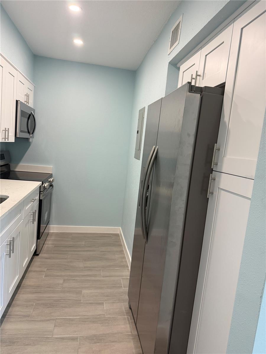 171 MEDALLION BLVD #B, MADEIRA BEACH, FL — photo 19