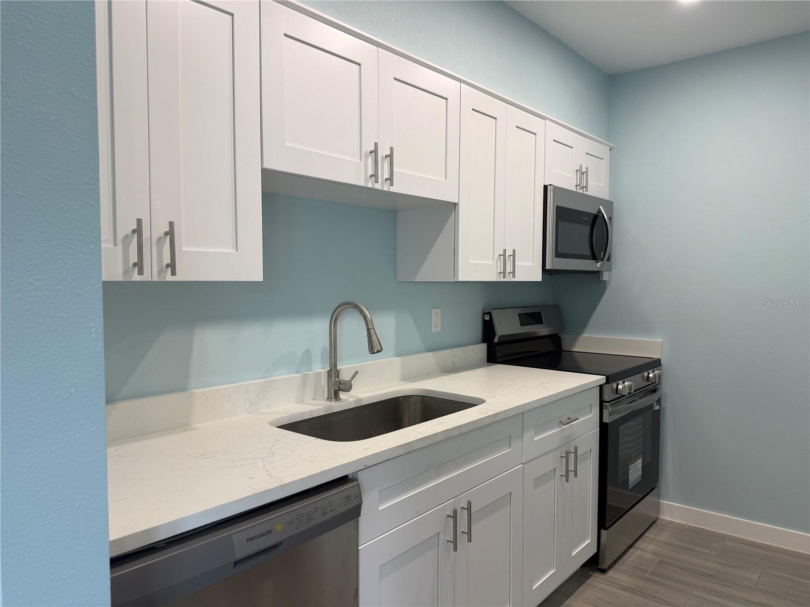 171 MEDALLION BLVD #B, MADEIRA BEACH, FL — photo 20