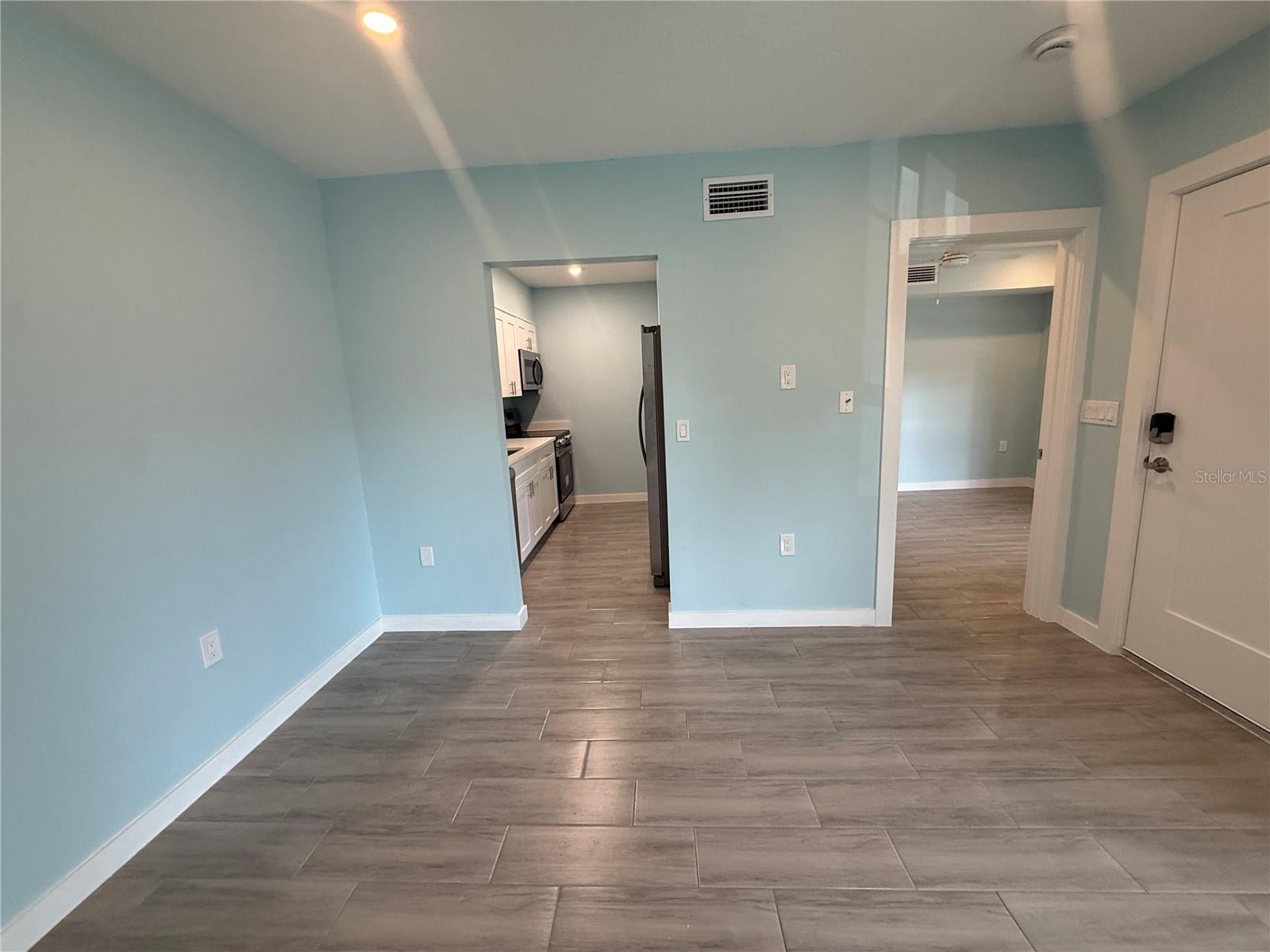 171 MEDALLION BLVD #B, MADEIRA BEACH, FL — photo 21