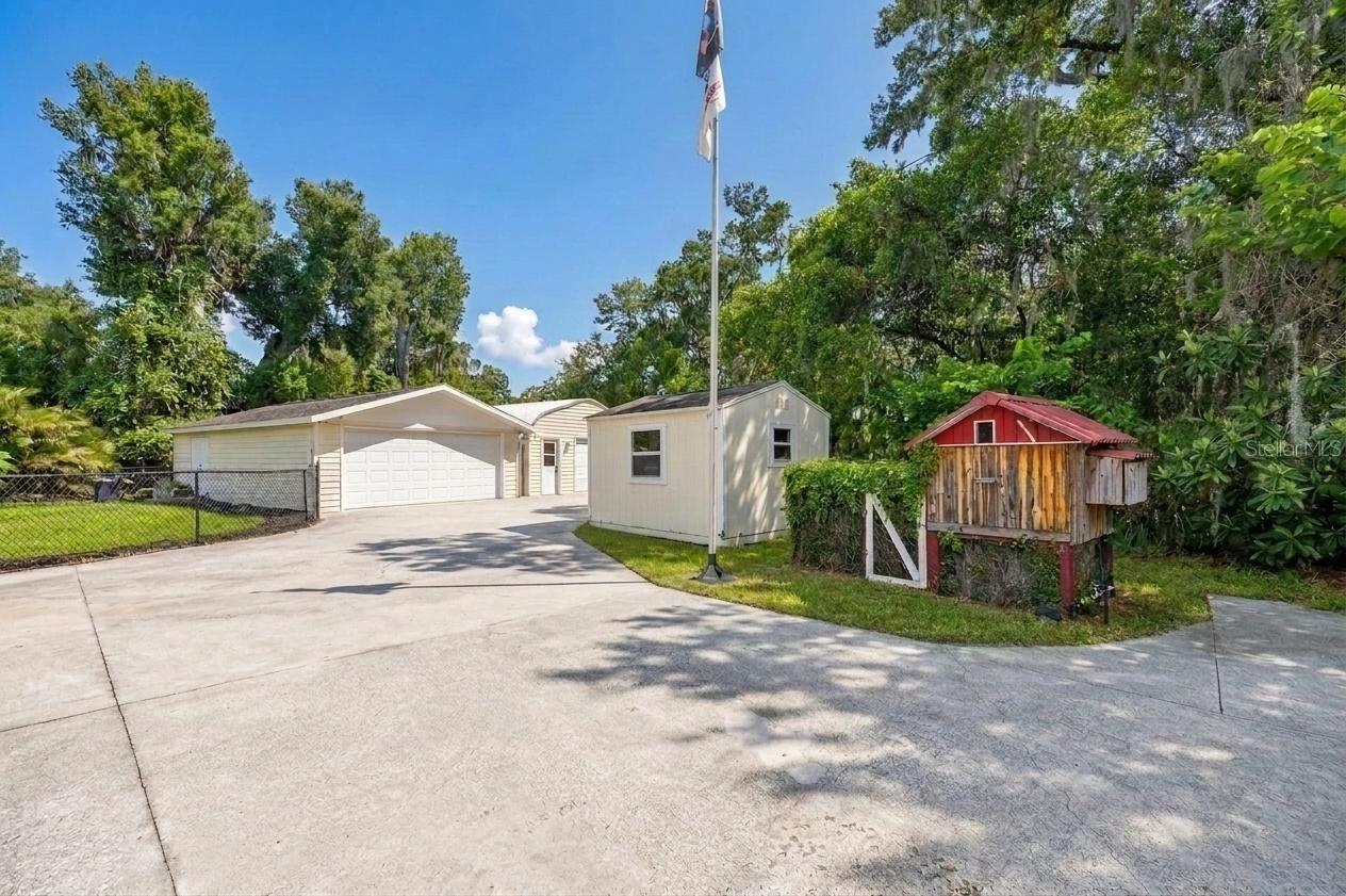 2715 LITTLE RD, VALRICO, FL — photo 33
