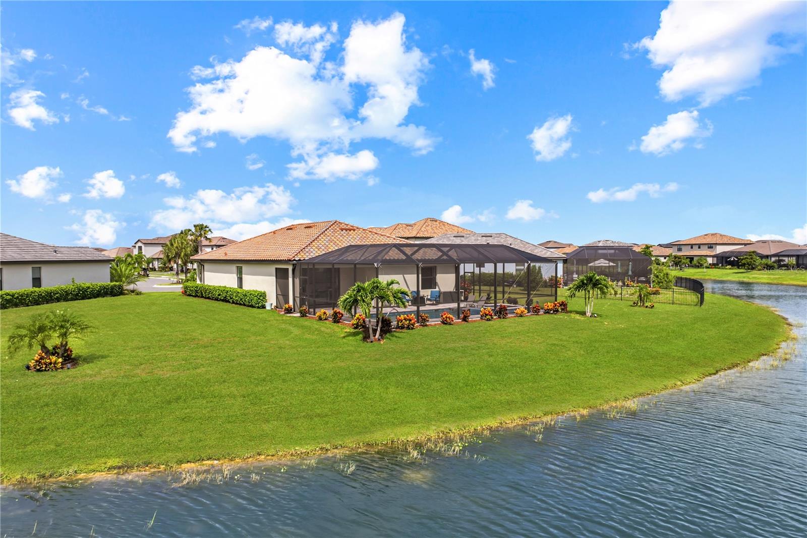 5105 MARINA BASIN CT, BRADENTON, FL — photo 8