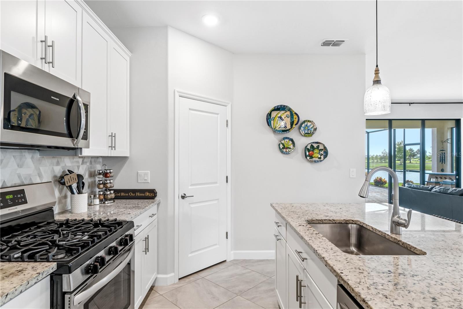 5105 MARINA BASIN CT, BRADENTON, FL — photo 16