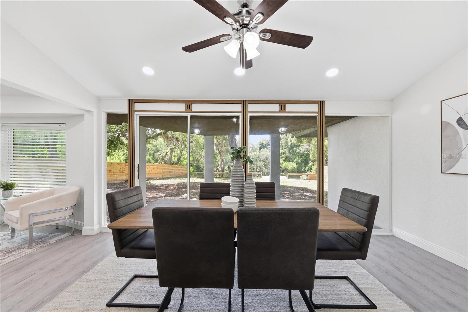 1915 E MULBERRY DR, TAMPA, FL — photo 9