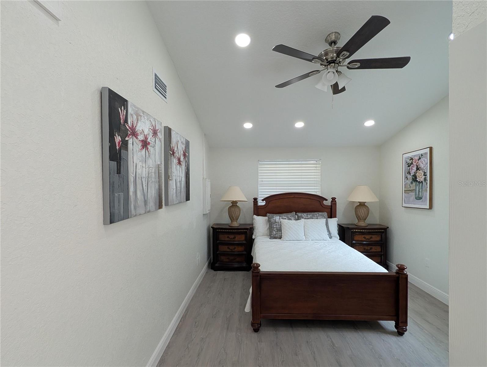 1915 E MULBERRY DR, TAMPA, FL — photo 17