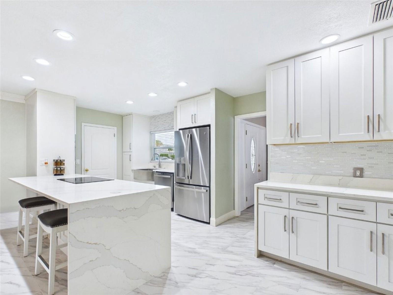 409 4TH AVE N, TIERRA VERDE, FL — photo 3