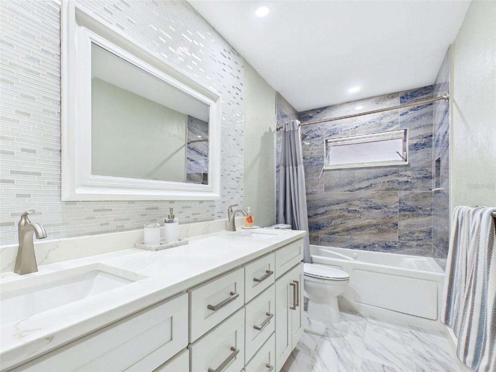 409 4TH AVE N, TIERRA VERDE, FL — photo 14