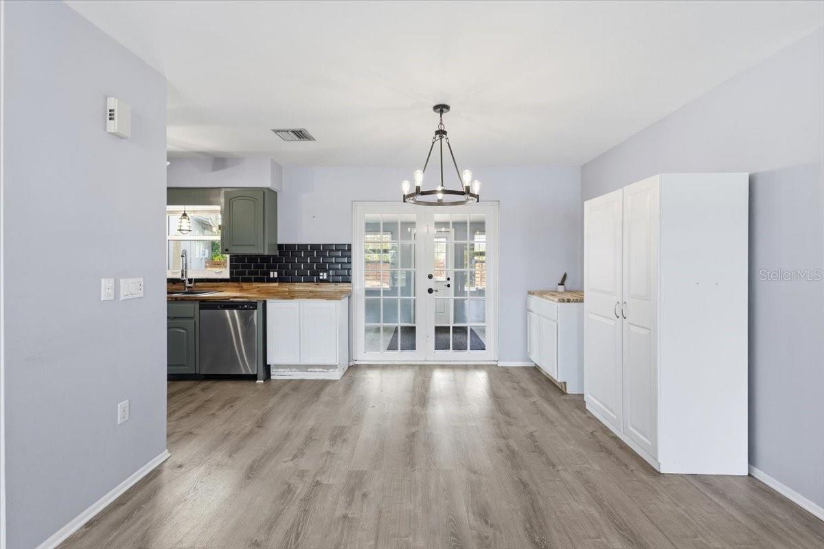 9601 GULFSTREAM BLVD, ENGLEWOOD, FL — photo 15
