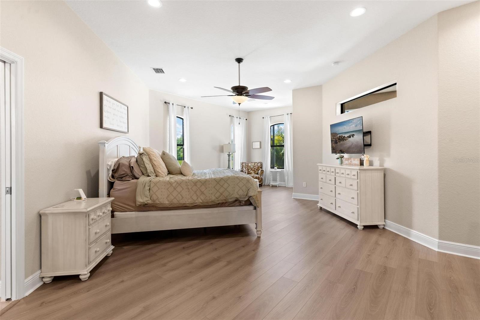 2587 NE 108TH LN, OXFORD, FL — photo 35
