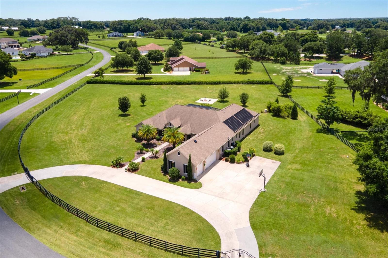 2587 NE 108TH LN, OXFORD, FL — photo 49