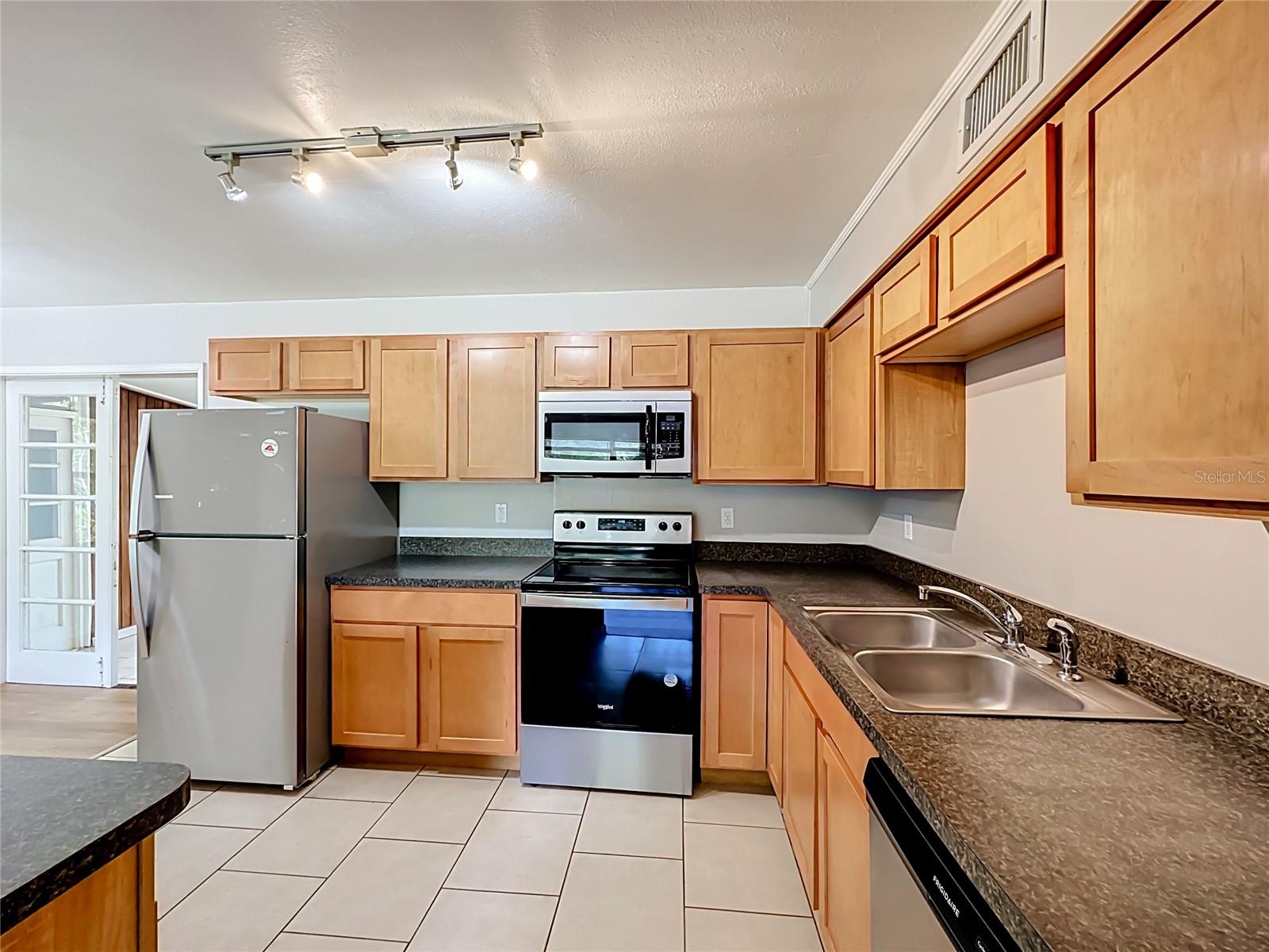 414 NW 36TH TER, GAINESVILLE, FL — photo 13