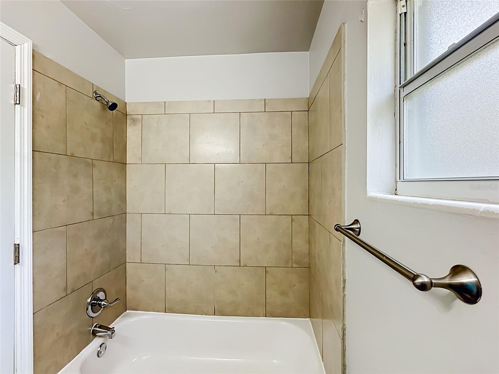 414 NW 36TH TER, GAINESVILLE, FL — photo 34