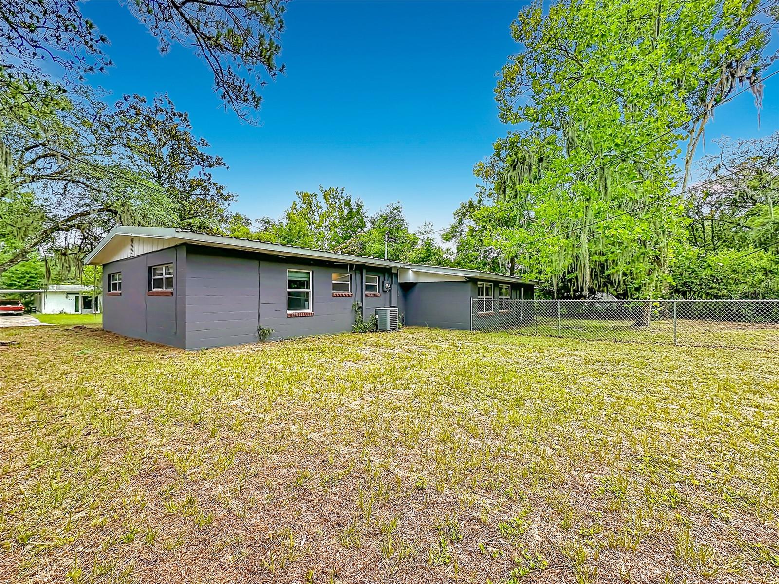 414 NW 36TH TER, GAINESVILLE, FL — photo 40