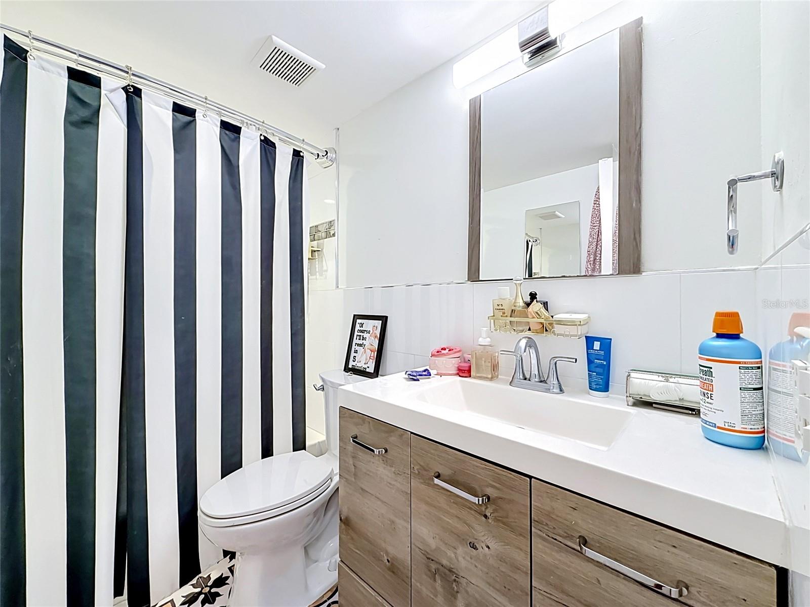 4050 4TH ST N #304, ST PETERSBURG, FL — photo 17