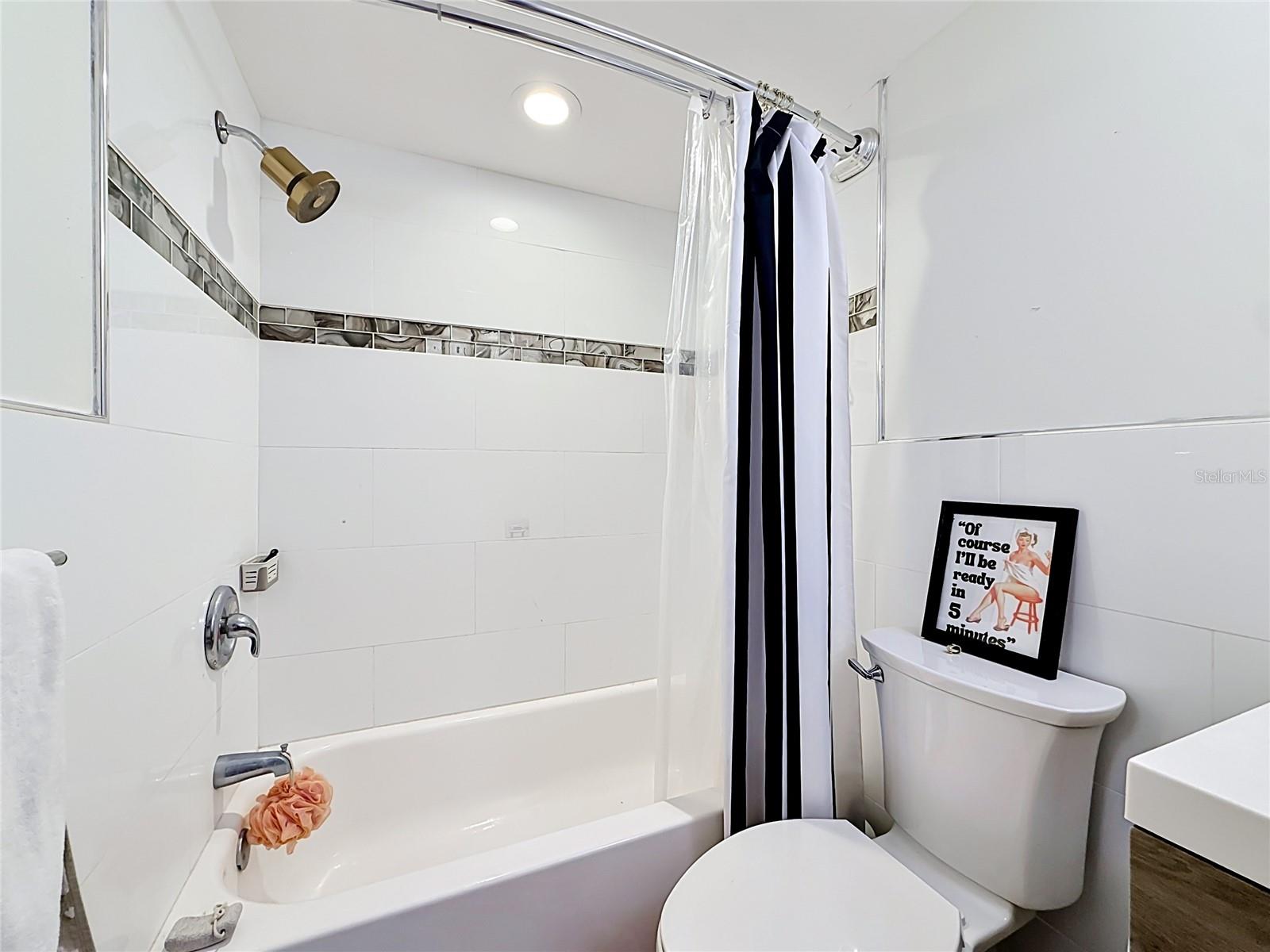 4050 4TH ST N #304, ST PETERSBURG, FL — photo 18