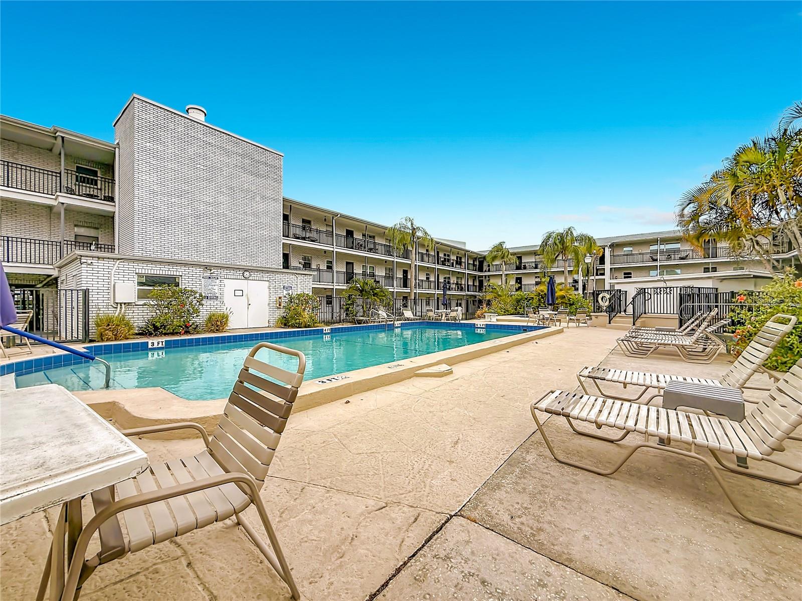 4050 4TH ST N #304, ST PETERSBURG, FL — photo 19
