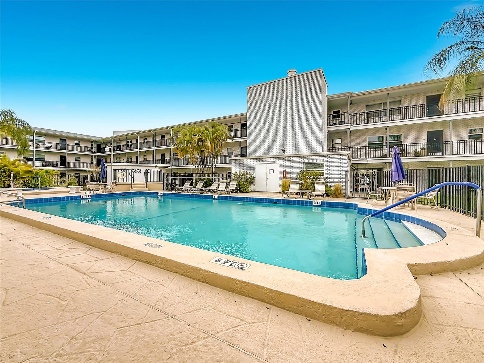 4050 4TH ST N #304, ST PETERSBURG, FL — photo 22