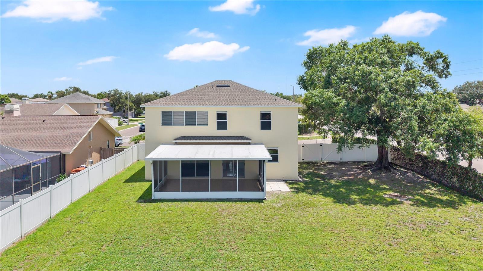 1101 BLUFIELD AVE, BRANDON, FL — photo 33
