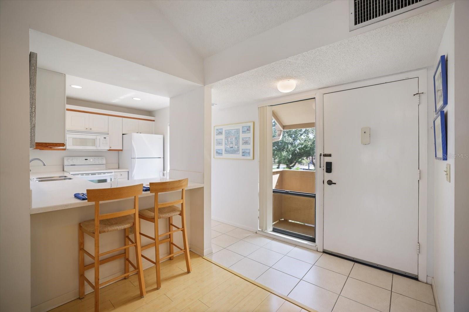 715 BIRD BAY CIR #120, VENICE, FL — photo 4