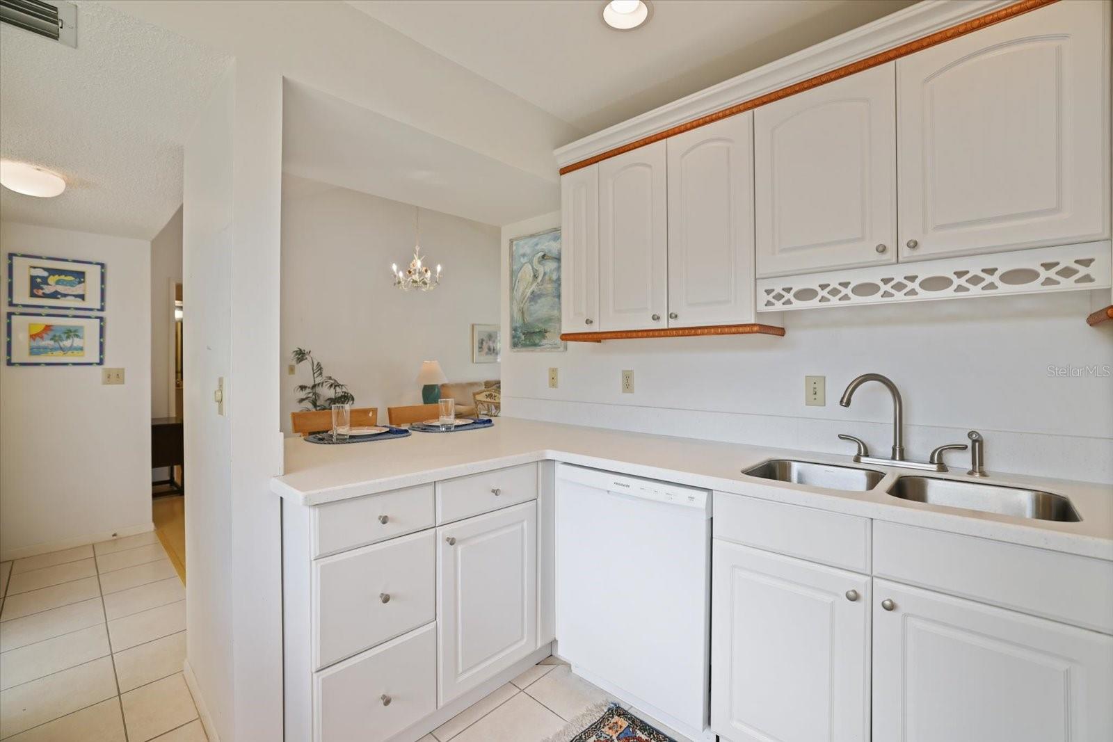 715 BIRD BAY CIR #120, VENICE, FL — photo 7