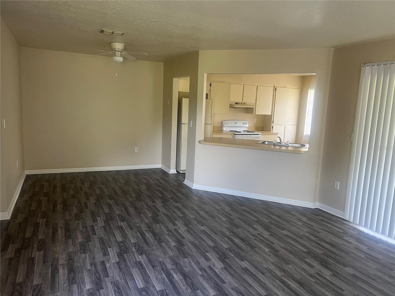 7266 POND CIR, SPRING HILL, FL — photo 3