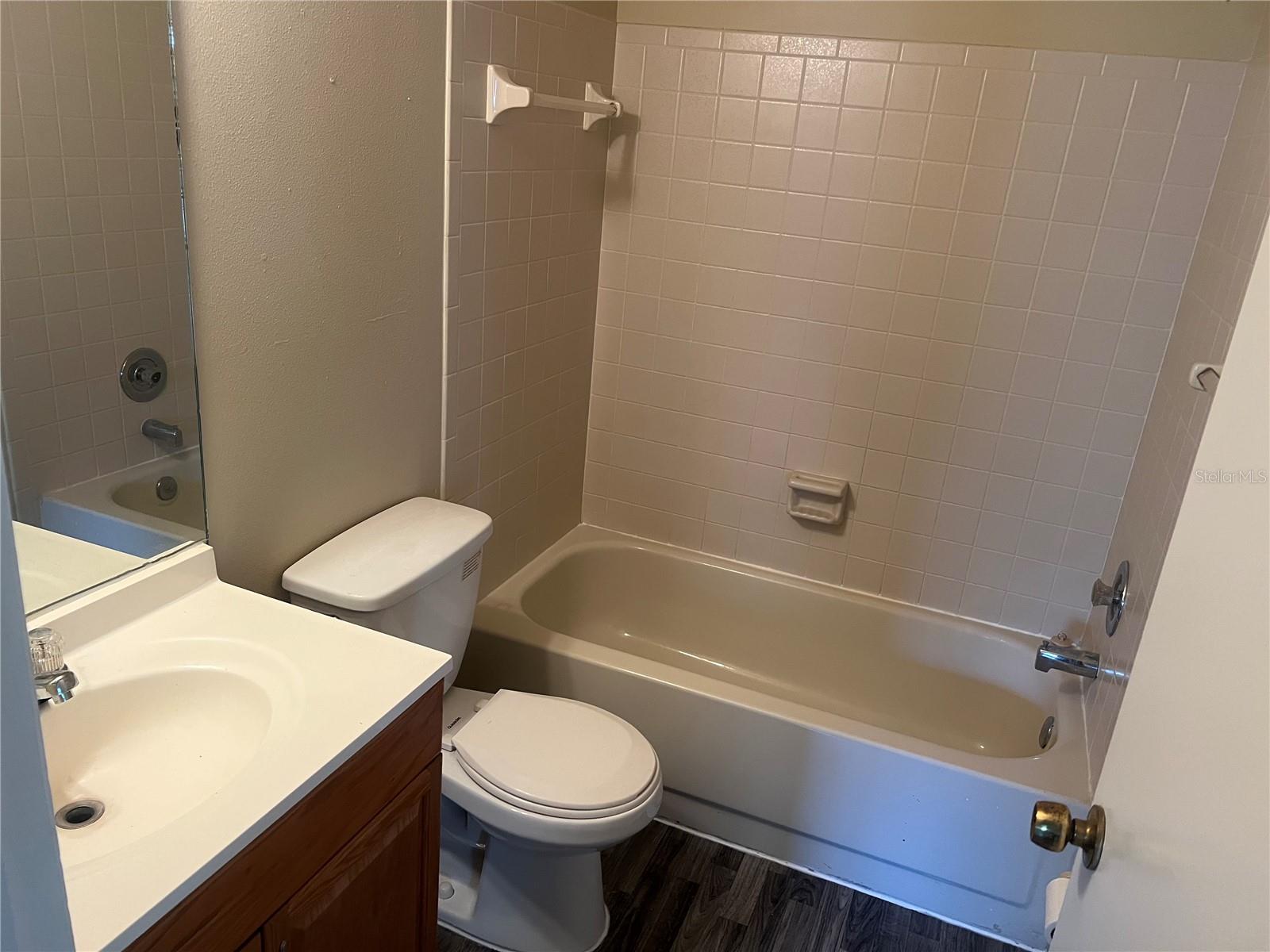 7266 POND CIR, SPRING HILL, FL — photo 11