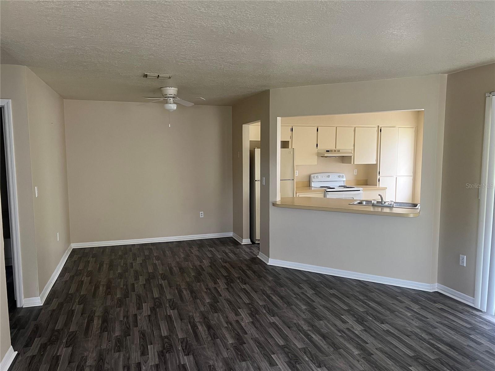 7266 POND CIR, SPRING HILL, FL — photo 15