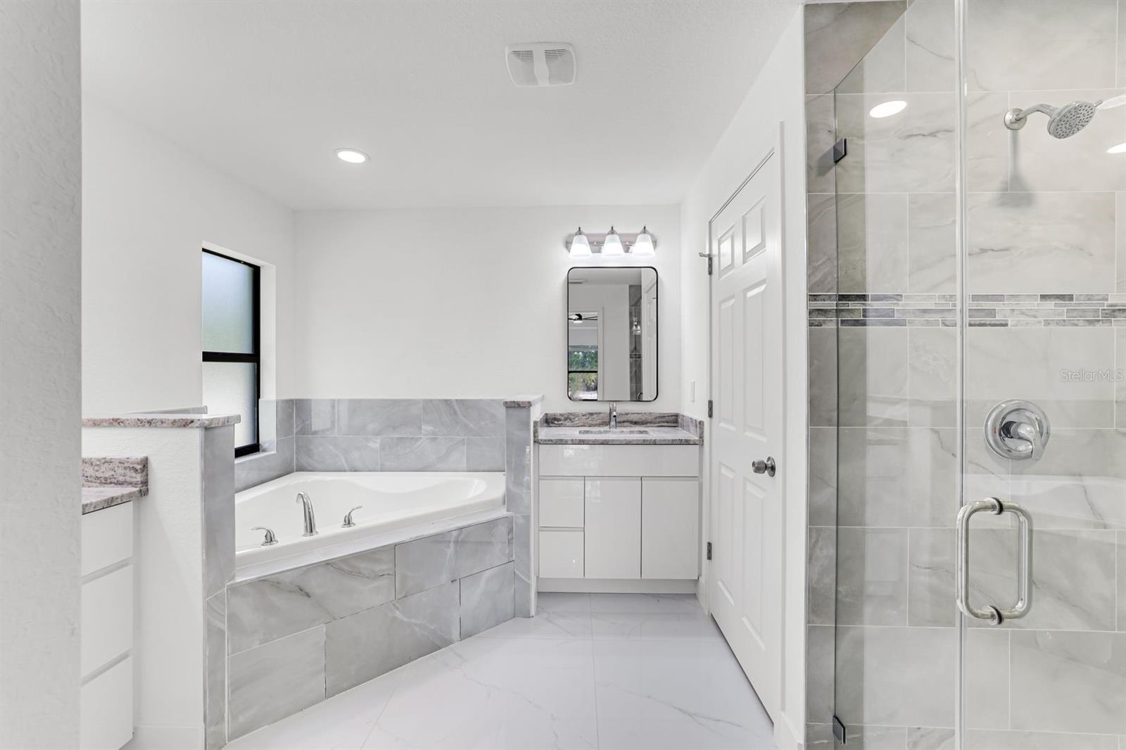2702 50TH ST SW, LEHIGH ACRES, FL — photo 11