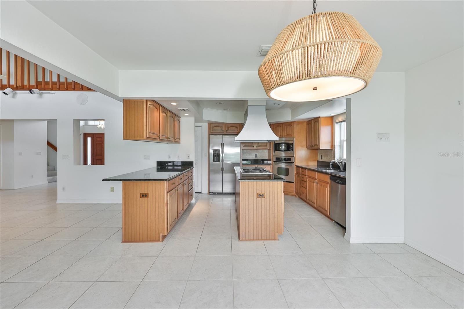 929 SYMPHONY ISLES BLVD, APOLLO BEACH, FL — photo 20