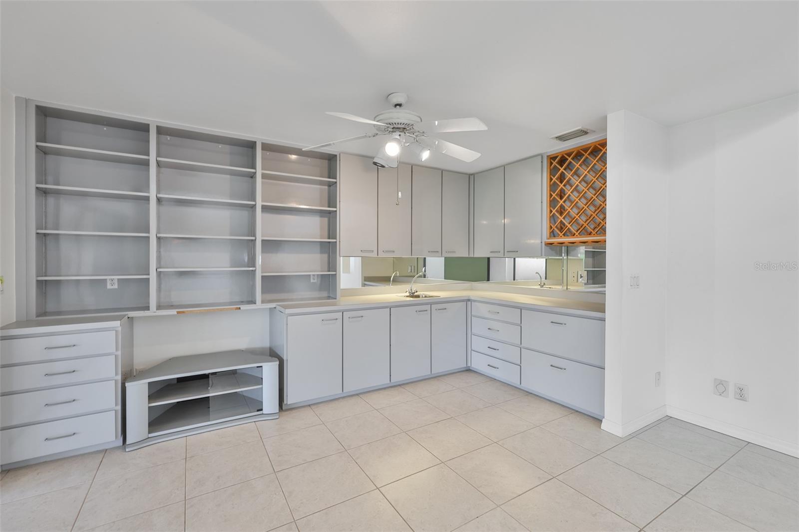 929 SYMPHONY ISLES BLVD, APOLLO BEACH, FL — photo 22