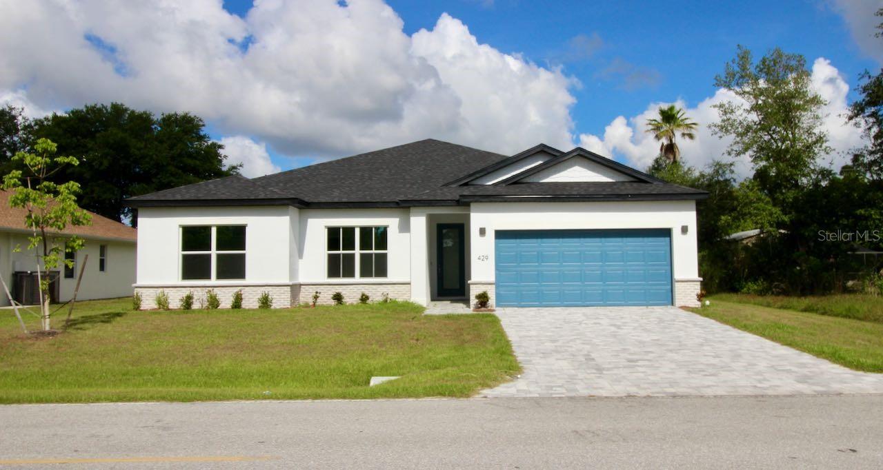 429 LOVELAND BLVD, PORT CHARLOTTE, FL