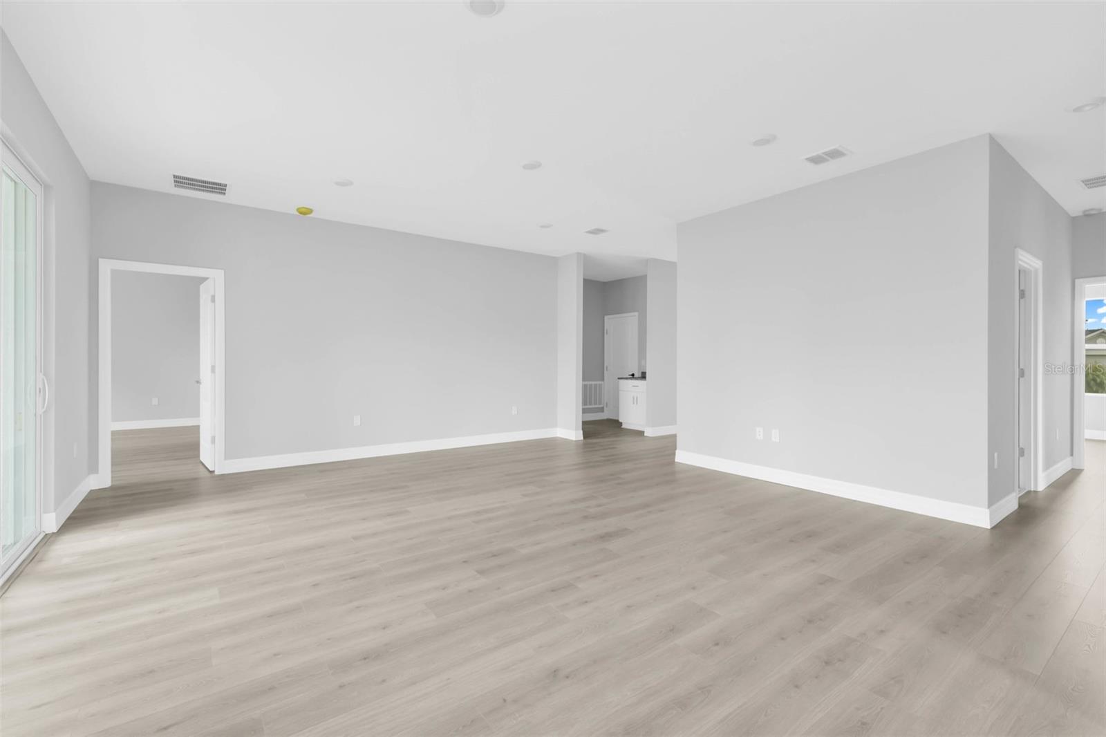 429 LOVELAND BLVD, PORT CHARLOTTE, FL — photo 3
