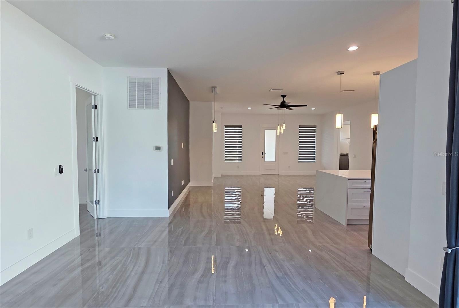 3017 PINE ST, BRADENTON, FL — photo 6